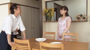 手柄を独り占めし昇進しようとする部下にブチギレ！部下の美人妻を昏睡レイプし寝取って復讐する上司