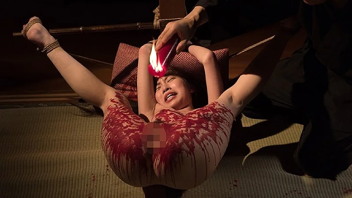 緊縛され蝋燭責めされる愛野ももな